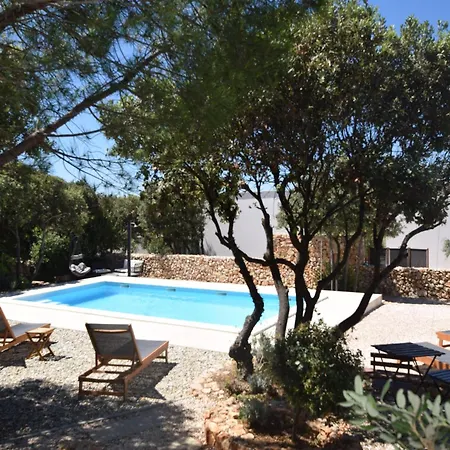 Home With Terrace And Swimming Pool For Use *